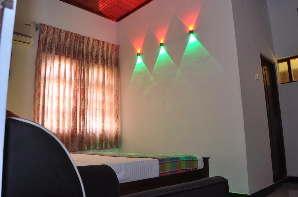 Guest Ryan Hotel Katunayaka Cameră foto